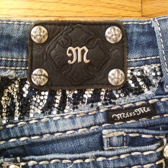 Jeans - Picture 13 of 13